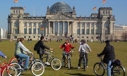 Berlin city tour by bike